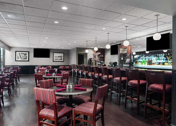 Doubletree By Hilton Newark Penn Station, Nj